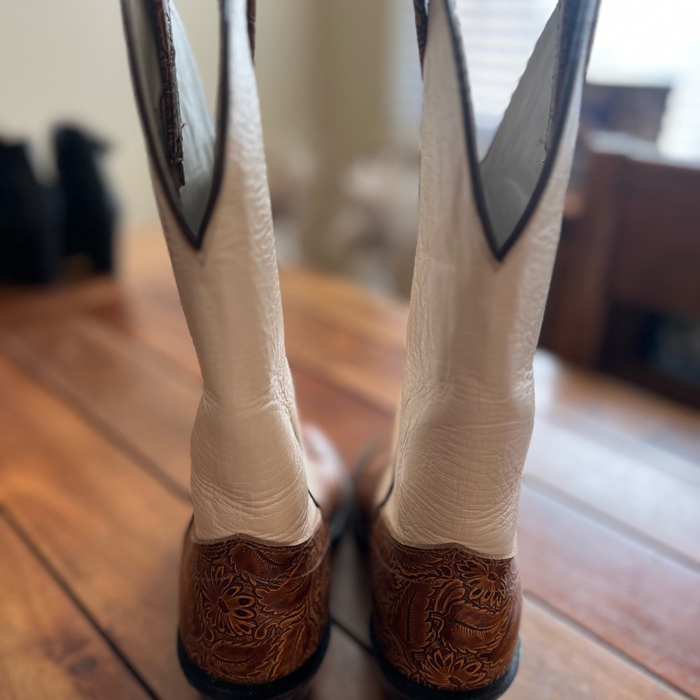 Olathe Boot Co. Two-Tone Brown Tooled Leather/White Cowgirl Heeled Boots Sz 7 - Picture 7 of 10